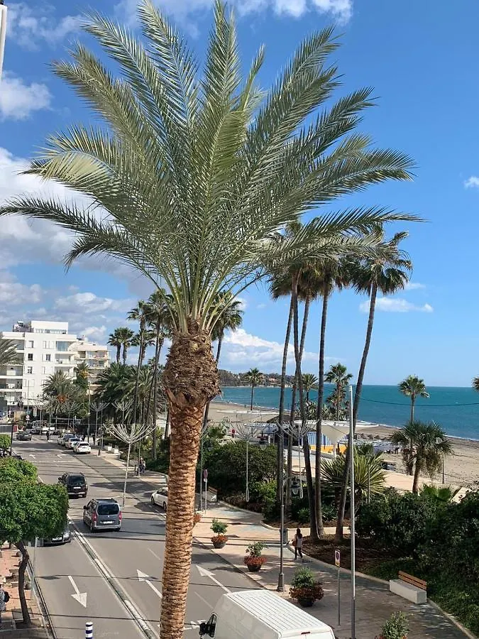 Beachfront Primera Linea De Playa En Casco Antiguo Estepona